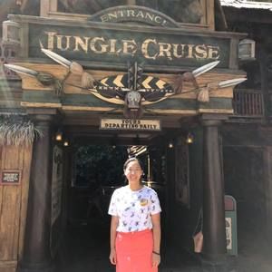 Meet your Posher, Emi-lei